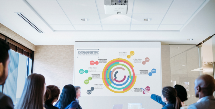 4,500流明高亮度 - Epson CB-L260F產品功能